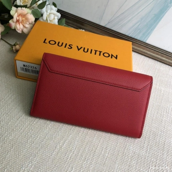 First bags ru LOUIS VUITTON WALLET LOCKME 0723